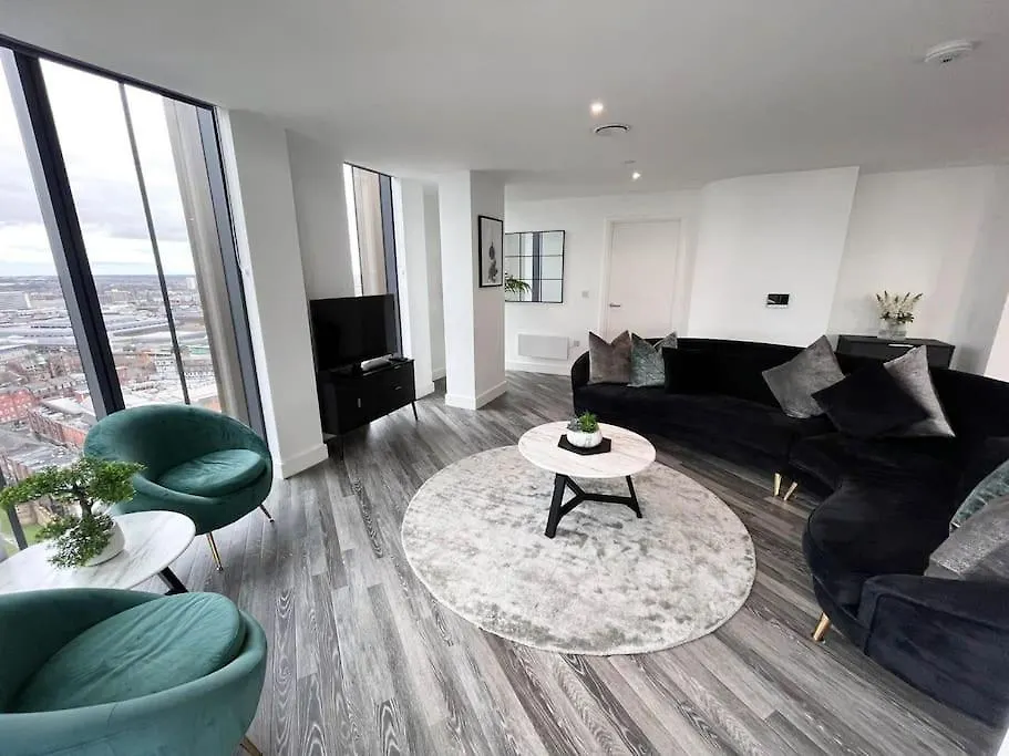 Appartamento Opulent 3 -Bedroom Penthouse With Stunning Views Newcastle Upon Tyne