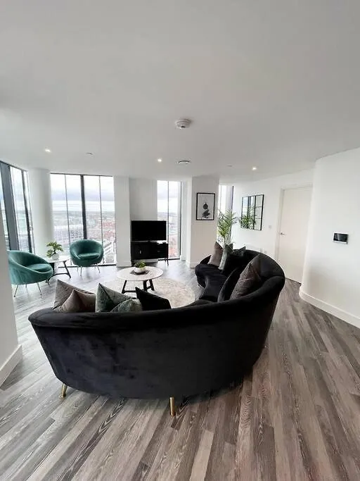 Opulent 3 -Bedroom Penthouse With Stunning Views Newcastle Upon Tyne Regno Unito
